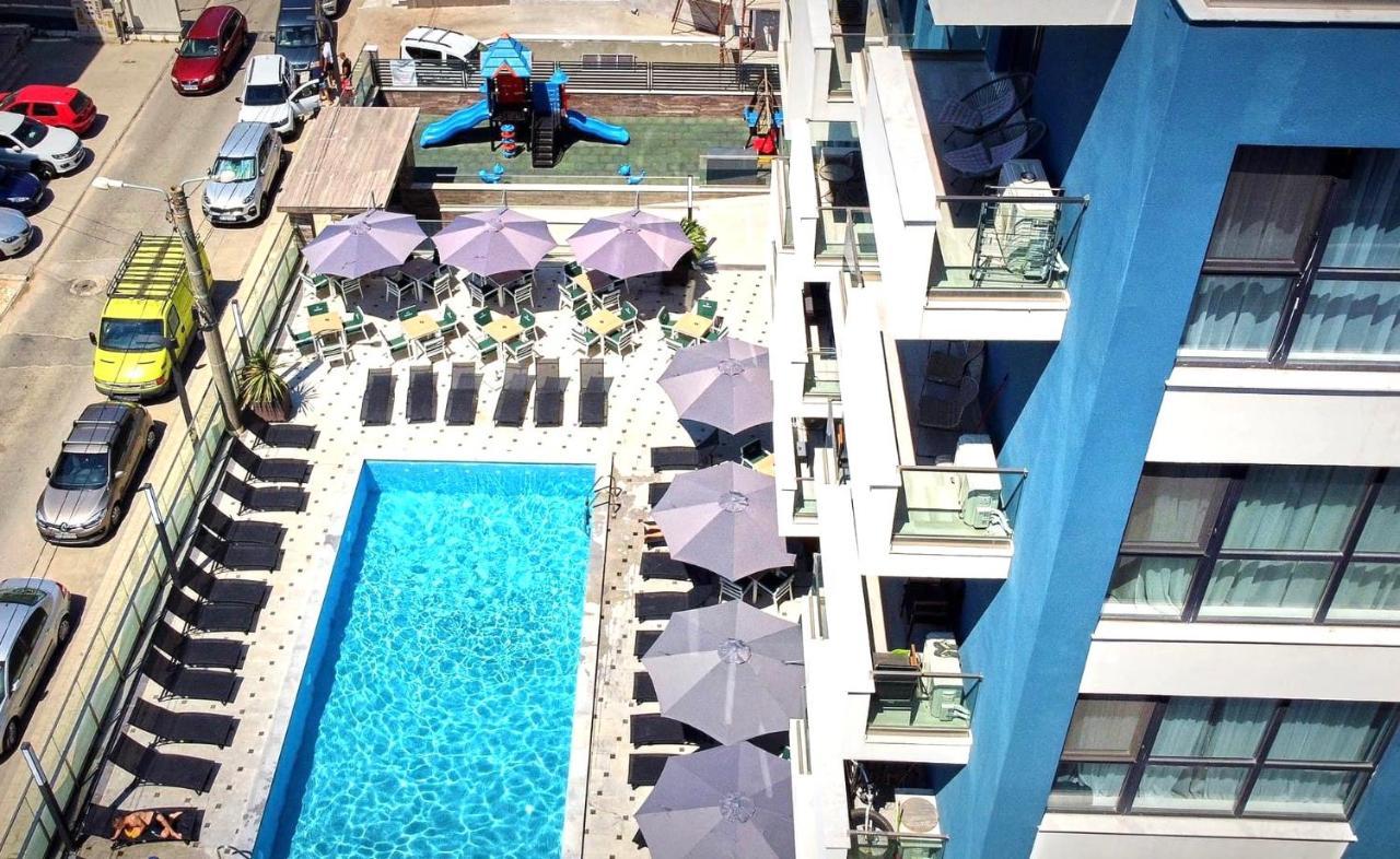 Dominic 2 Beds 1 Sofa Parking Pool Apartament By Alezzi Nord10 Daire Navodari Dış mekan fotoğraf